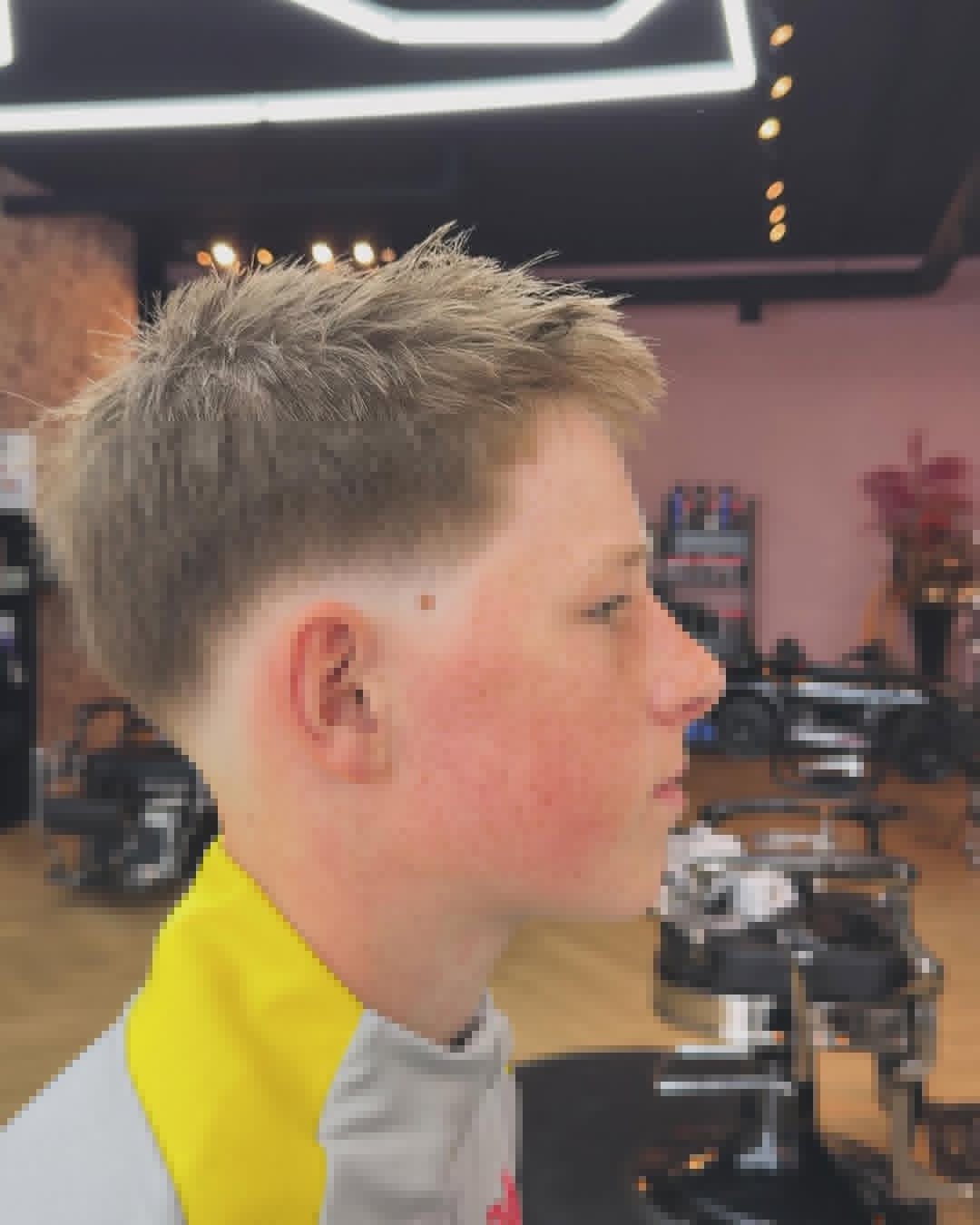 Blonde korte getextureerde crop